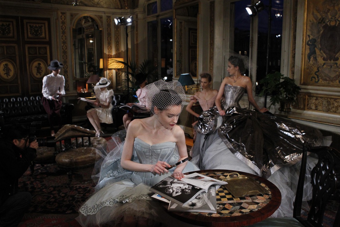 "Gentlewomen Club", apresentação na "Chambre des Huissiers" de Paris