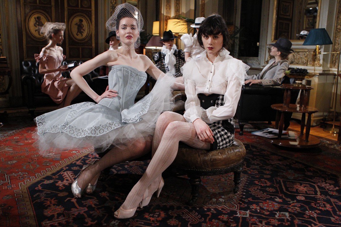 "Gentlewomen Club", apresentação na "Chambre des Huissiers" de Paris