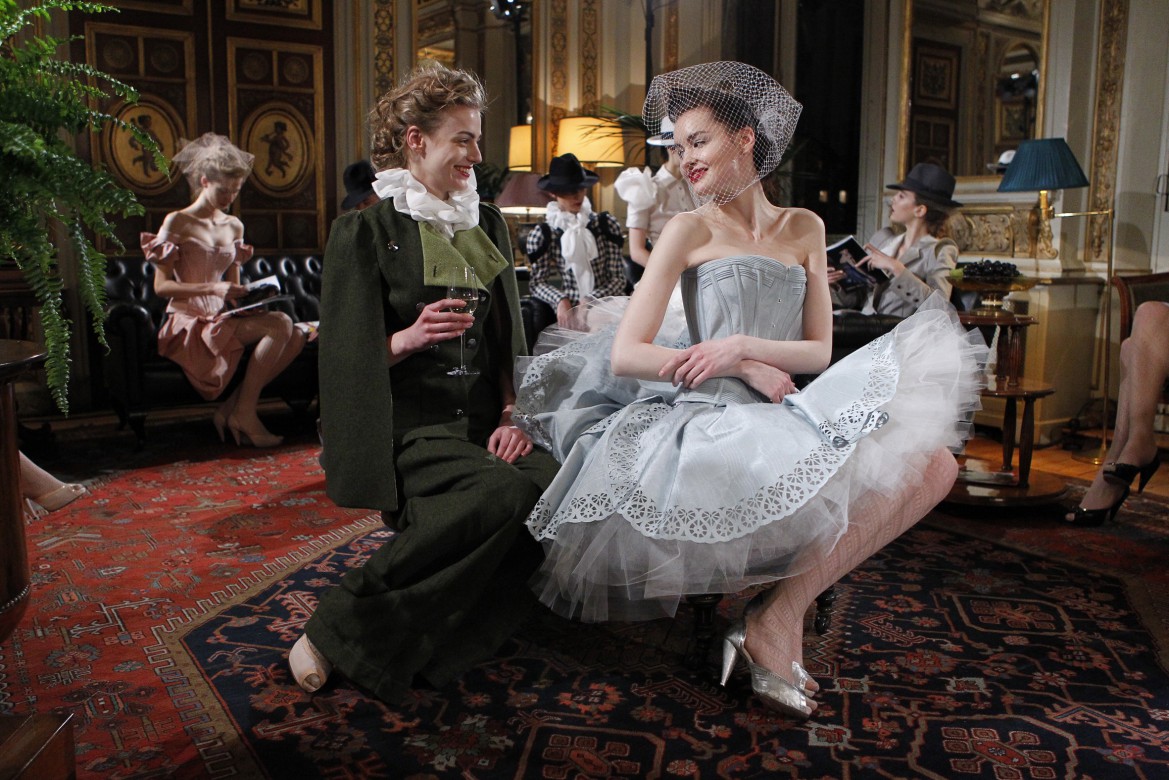 "Gentlewomen Club", apresentação na "Chambre des Huissiers" de Paris